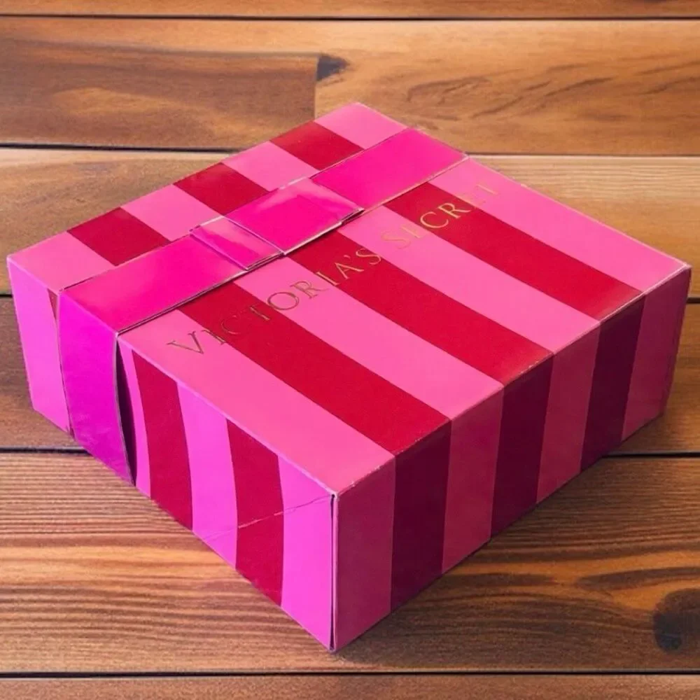 NWT Vintage Y2K Rare Victoria's Secret Pink 10Hx10”Wx4”D Striped Gift Box w/ Bow